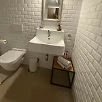 Homestay Martine's Cosy Guestroom With Private Bath Near Montreux