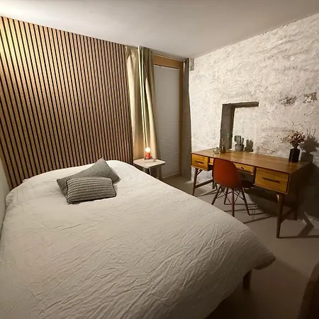 Martine's Cosy Guestroom With Private Bath Near Montreux